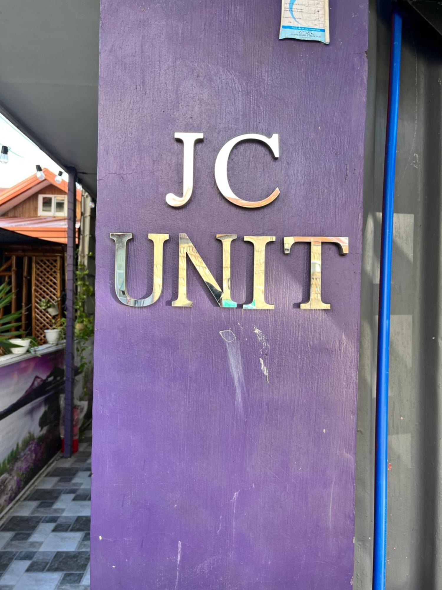 Jc Unit #8 Hotell Urdaneta Eksteriør bilde